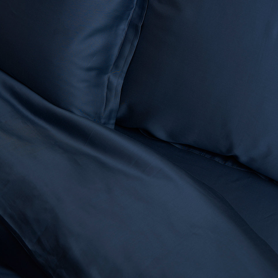 Coco & Cici - Tencel-satijn topper-hoeslaken 180 x 200 x 10 cm - 2-persoons beddengoed - Lyocell - elastiek rondom - donkerblauw - extra zacht