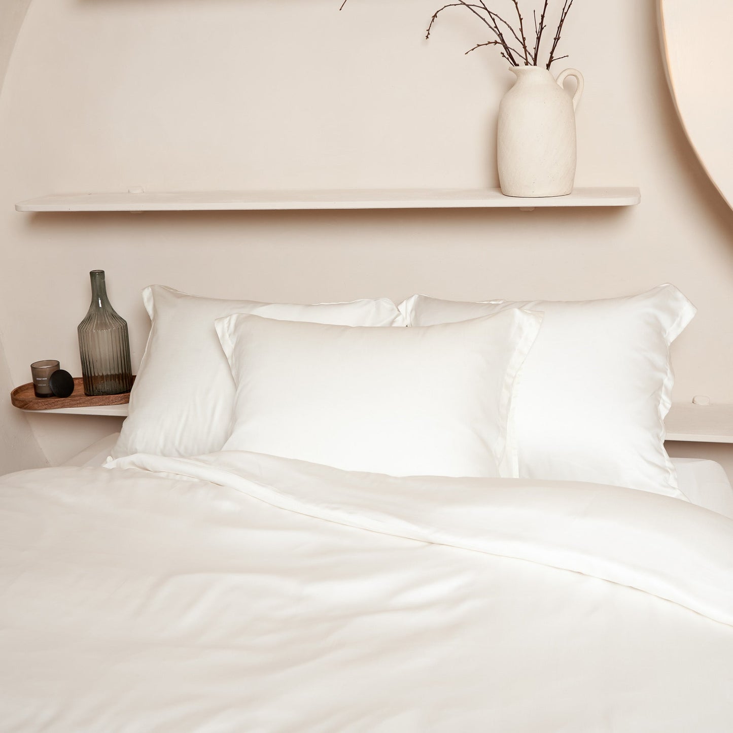 Coco & Cici - TENCEL - Satijn kussensloop gebroken wit - 1 kussensloop 50x75 zonder volant