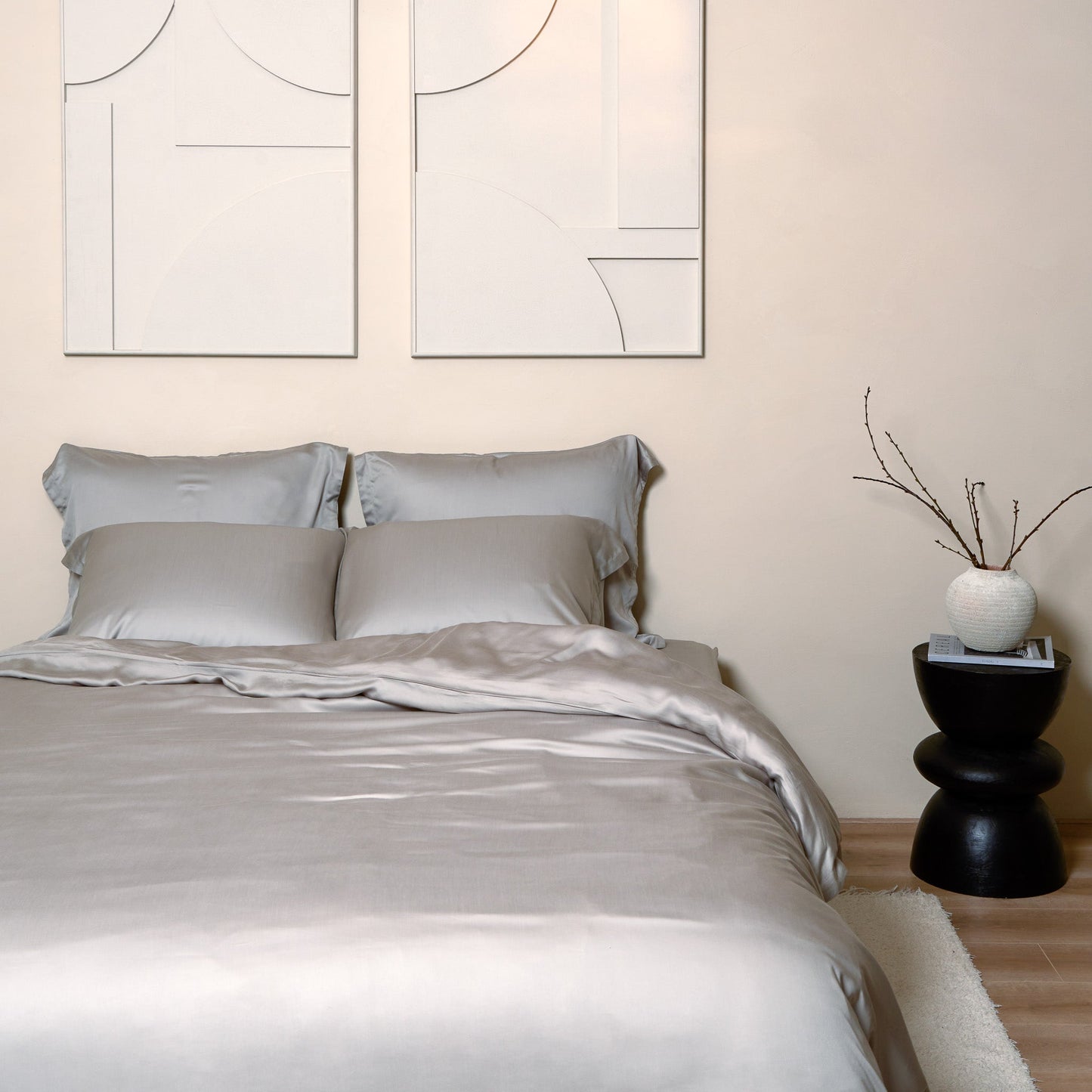 Coco & Cici - TENCEL - Satijn Kussensloop Taupe - 1 kussensloop 50x90