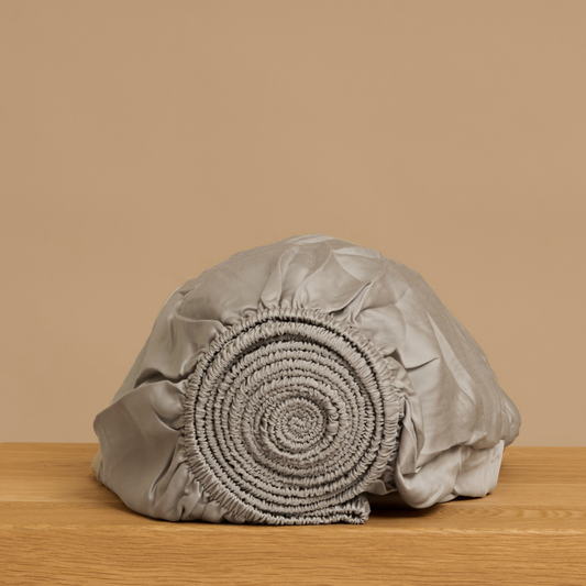 Coco & Cici - Tencel-satijn hoeslaken 140 x 200 cm - 2-persoons beddengoed - Lyocell - elastiek rondom - taupe - extra zacht