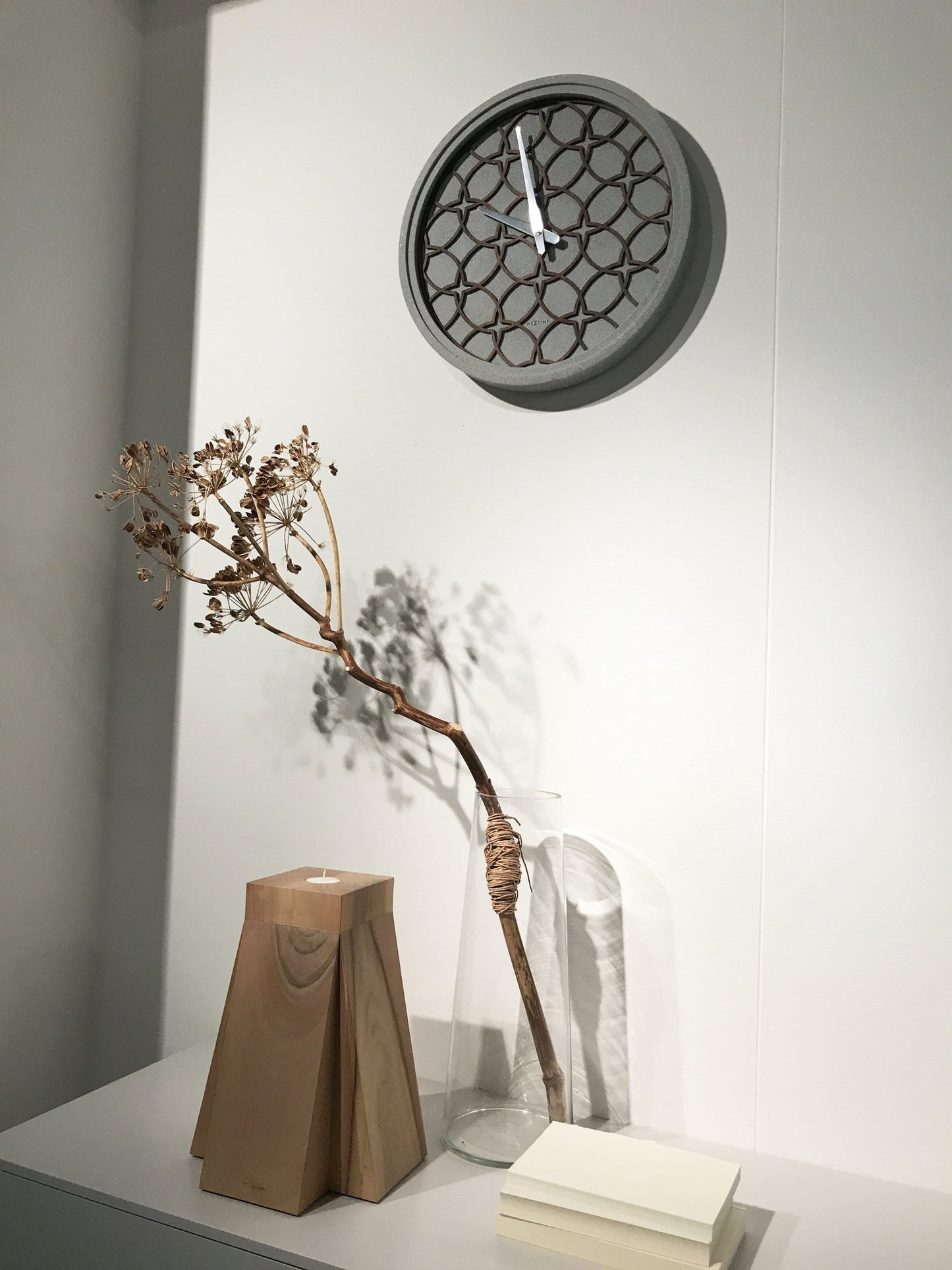 Wandklok - 39,5 cm - polyresin/hout - 'Concreto love'