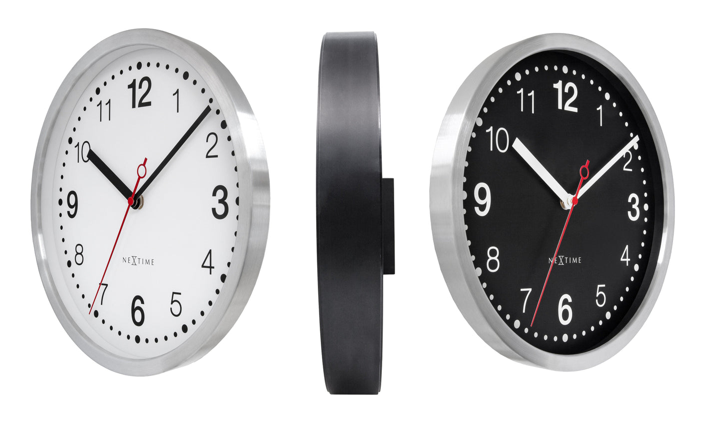 Wandklok 32,3x28x10cm-Geruisloos-Wit & Zwart-Aluminium-NeXtime 'Double'