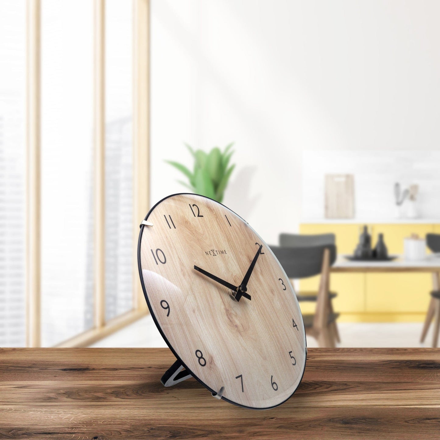 Tafel-/Wandklok 20 cm - Bolvormige glaslens - Stil - Lichte houtkleur - Glas - "Edge Wood Mini"