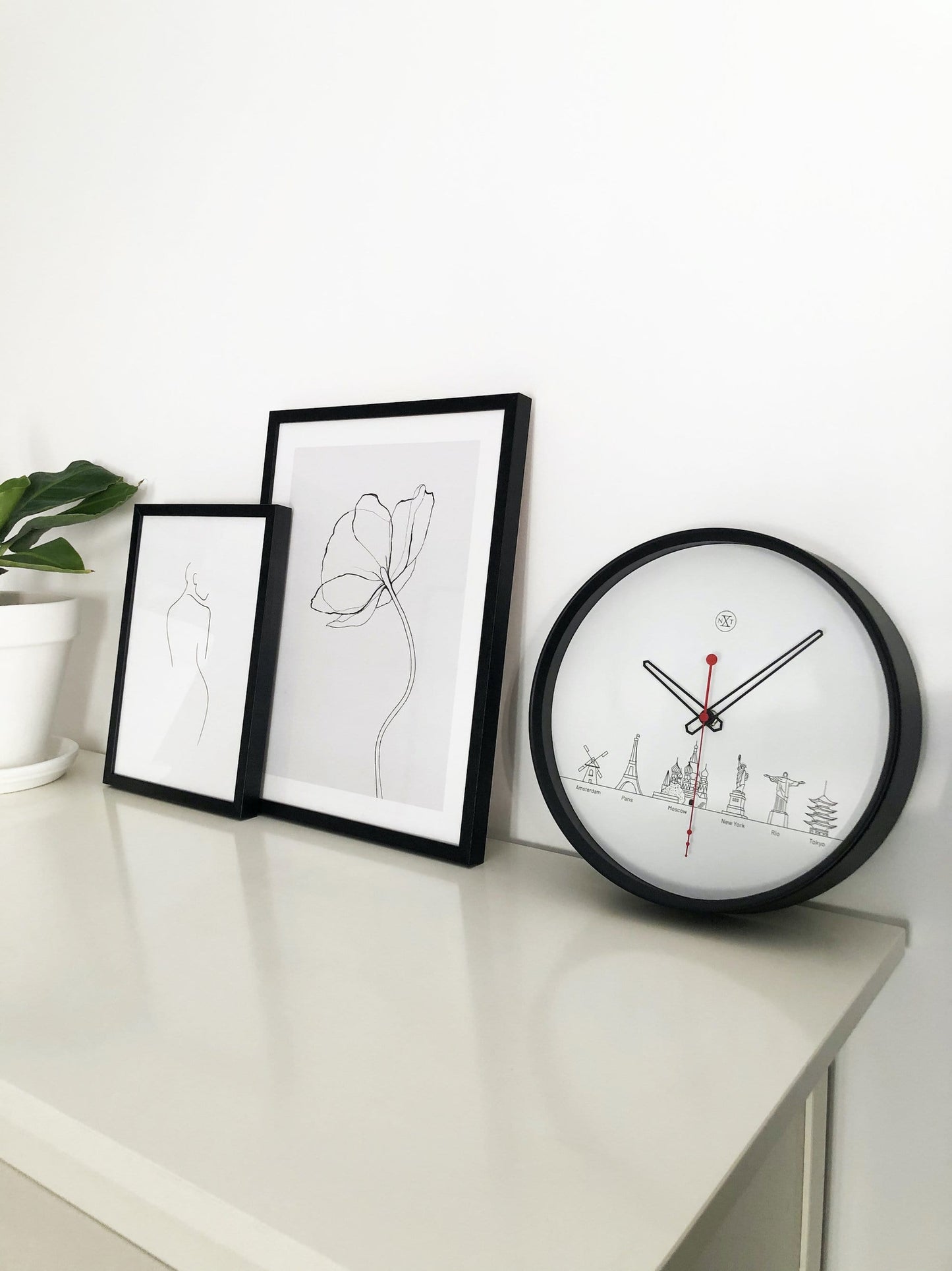 Wandklok - 30 cm - Plastic - 'Worldtour'