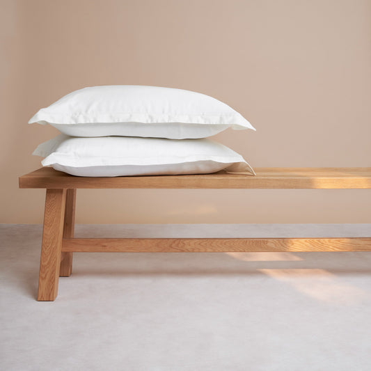 Coco & Cici - Bamboe kussensloop 80 x 80 cm - kussenhoes - wit - 100% ecologisch bamboe - volant 2 cm - 1 stuk