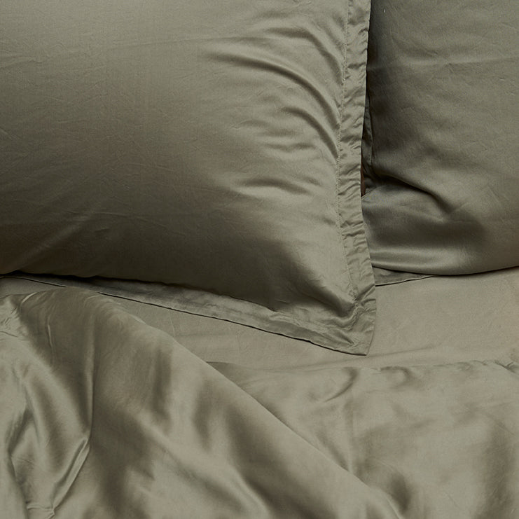 Coco & Cici - TENCEL Twill Kussensloop Olijfgroen - 1 kussensloop 60x70