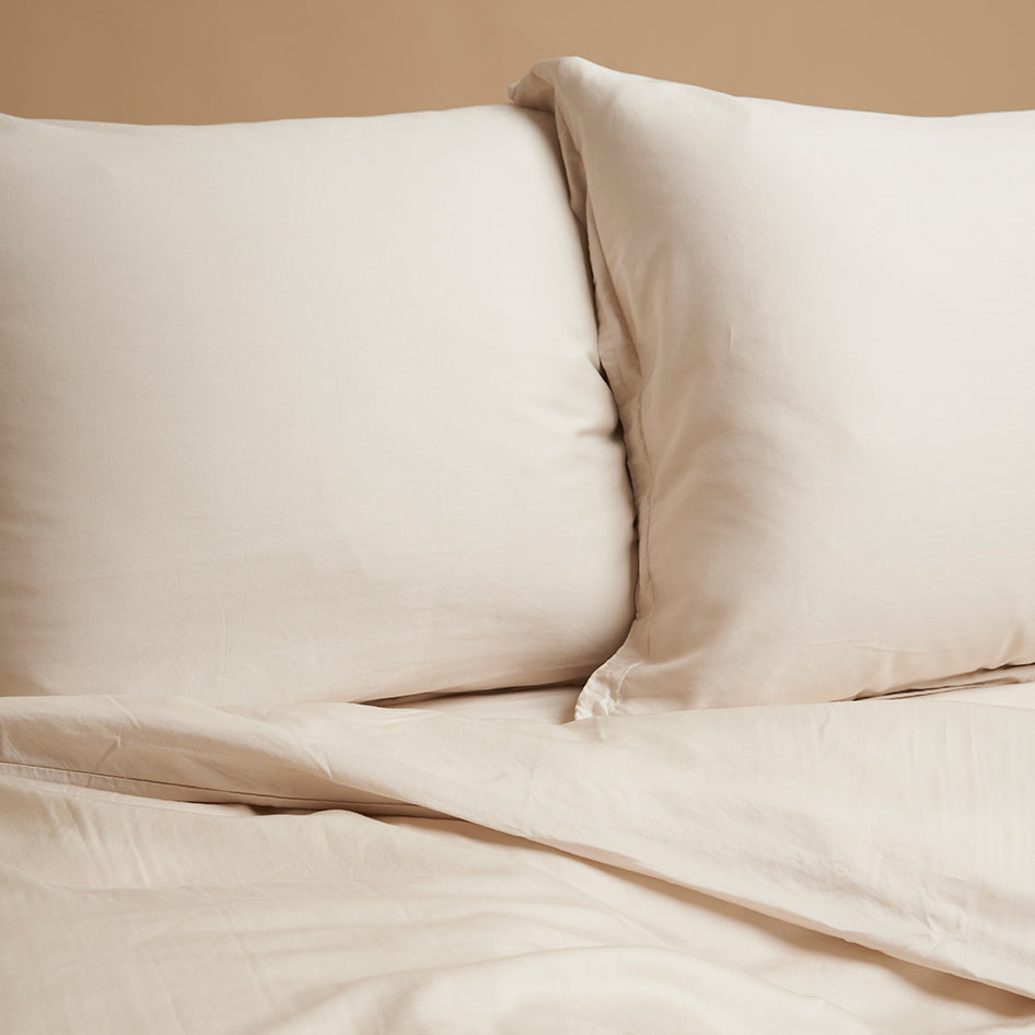 Coco & Cici - TENCEL - Twill Kussensloop Beige - 1 kussensloop 65x65