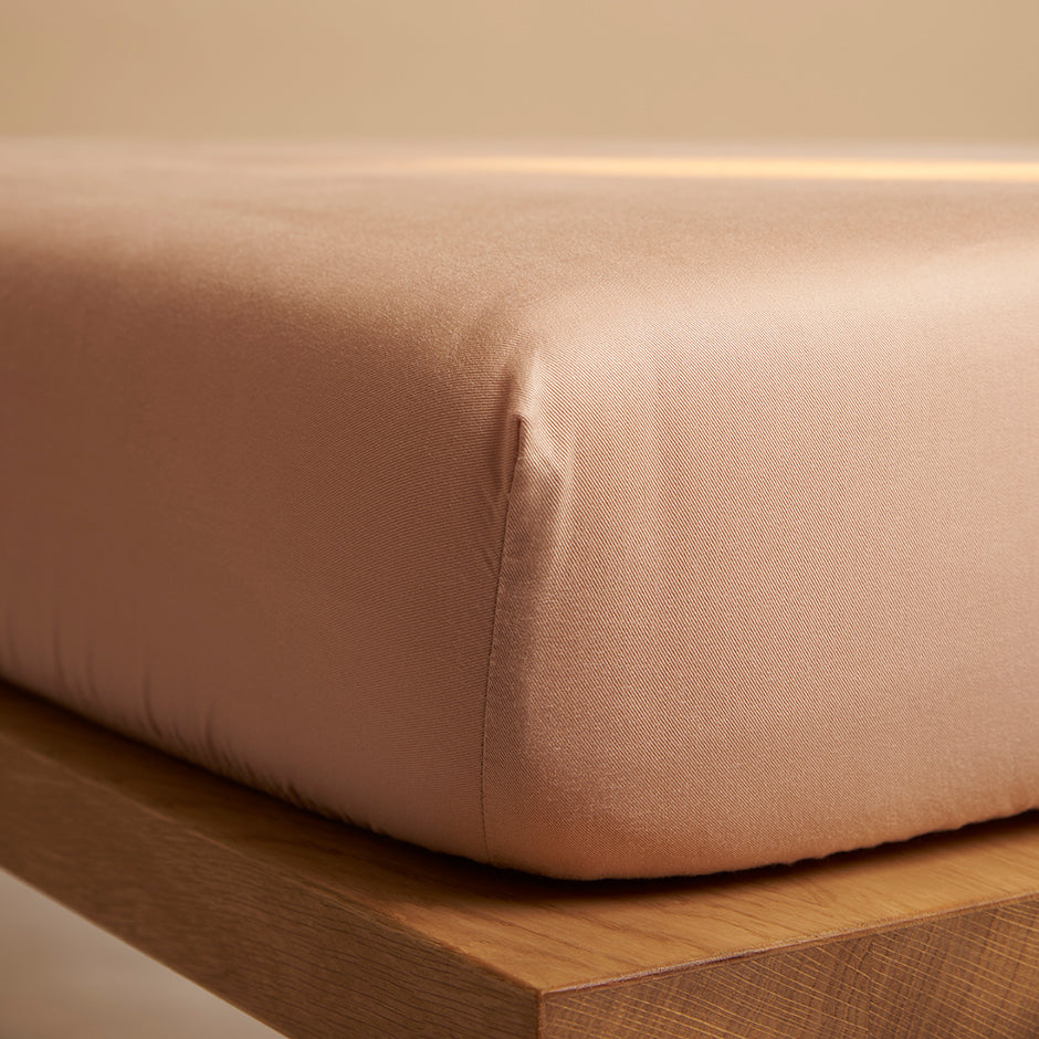 Coco & Cici - TENCEL - Twill Hoeslaken Perzik - 90x200x30