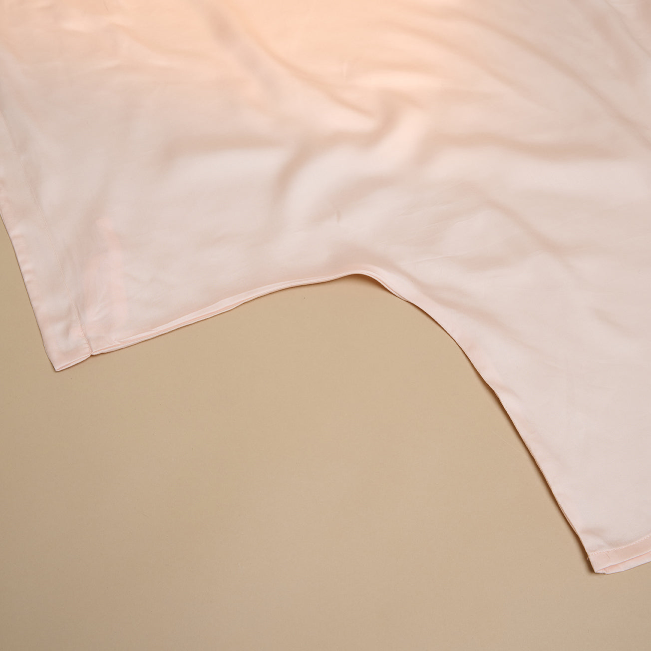 Coco en Cici - TENCEL-satijn dekbedovertrek perzikwit | + 2 kussenslopen 60x70