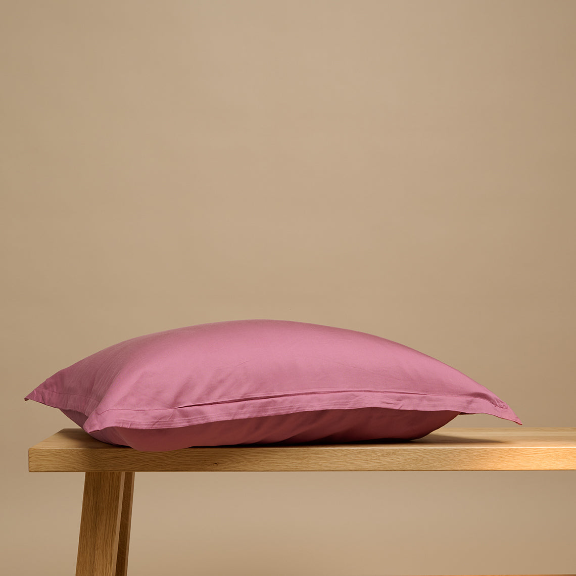 Coco & Cici - TENCEL keper kussensloop poederroze - 1 kussensloop 60x70